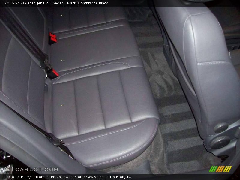 Black / Anthracite Black 2006 Volkswagen Jetta 2.5 Sedan