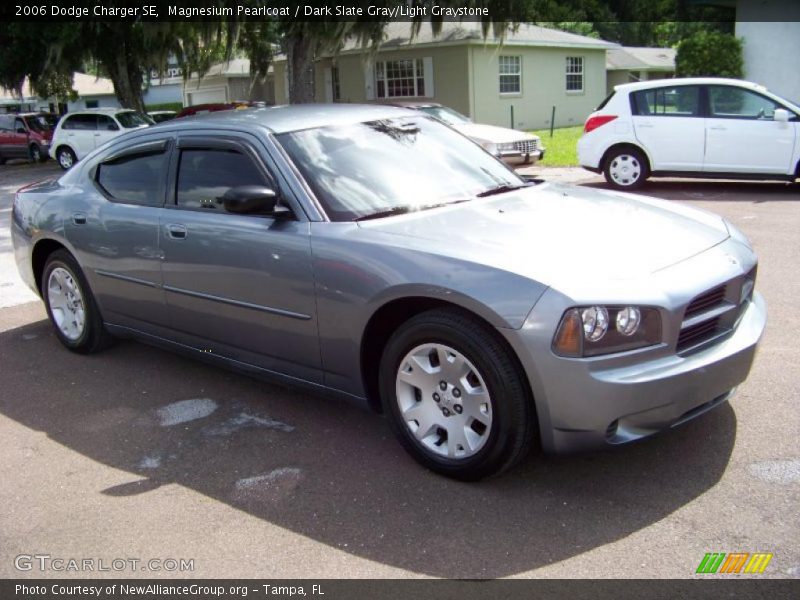 Magnesium Pearlcoat / Dark Slate Gray/Light Graystone 2006 Dodge Charger SE