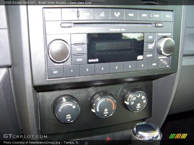 Bright Silver Metallic / Dark Slate Gray 2008 Dodge Nitro SXT