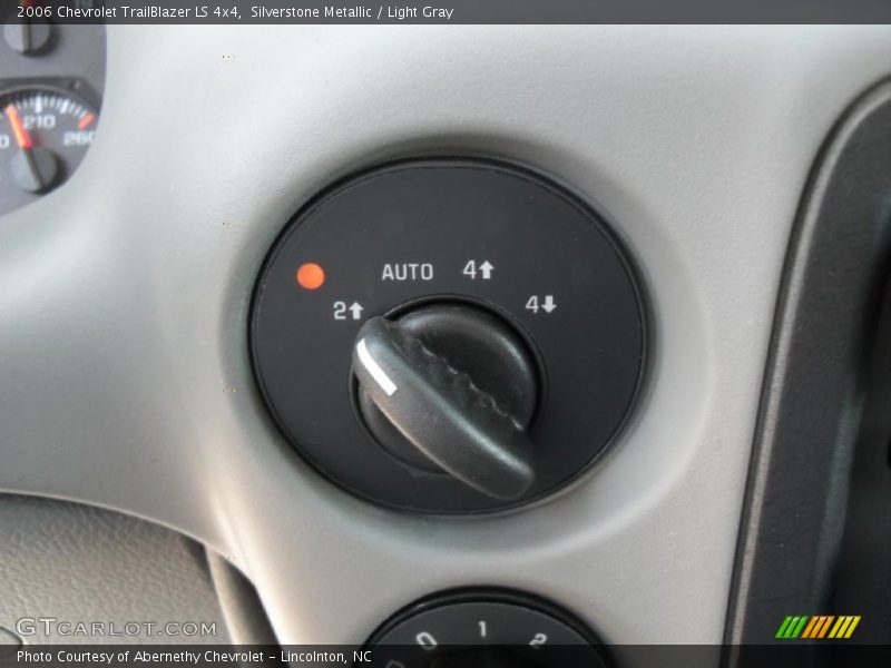 Silverstone Metallic / Light Gray 2006 Chevrolet TrailBlazer LS 4x4