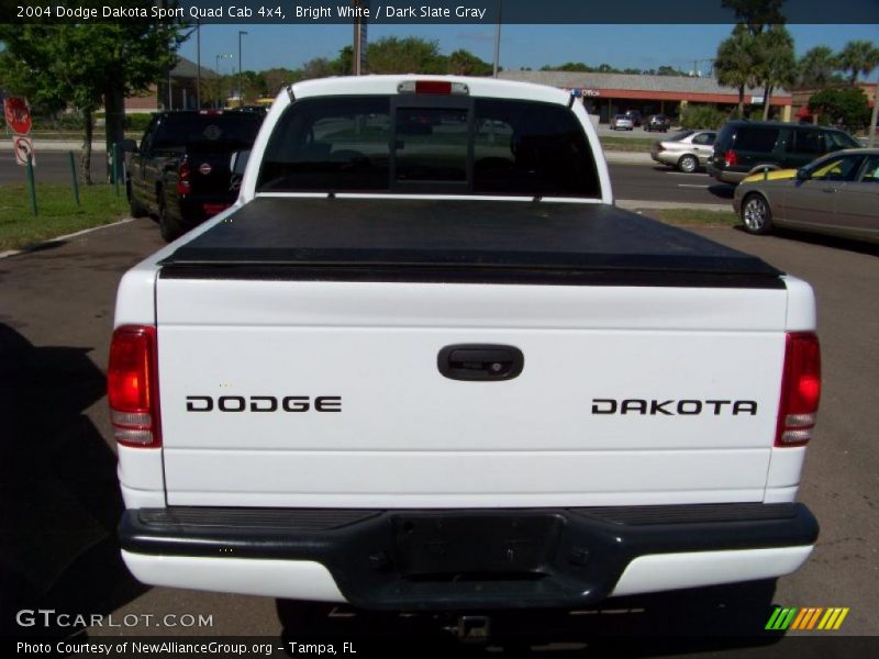Bright White / Dark Slate Gray 2004 Dodge Dakota Sport Quad Cab 4x4
