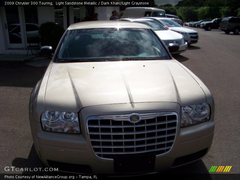 Light Sandstone Metallic / Dark Khaki/Light Graystone 2009 Chrysler 300 Touring