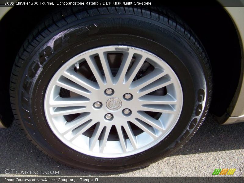 Light Sandstone Metallic / Dark Khaki/Light Graystone 2009 Chrysler 300 Touring