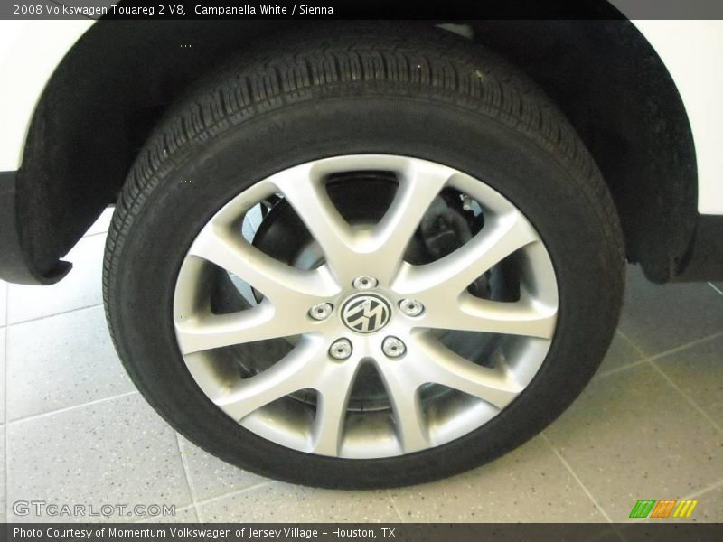 Campanella White / Sienna 2008 Volkswagen Touareg 2 V8
