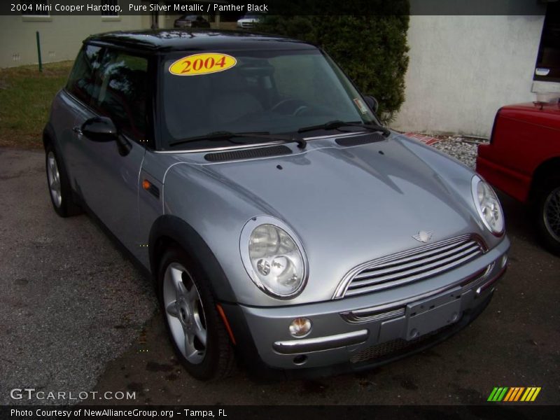 Pure Silver Metallic / Panther Black 2004 Mini Cooper Hardtop