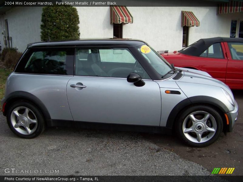 Pure Silver Metallic / Panther Black 2004 Mini Cooper Hardtop