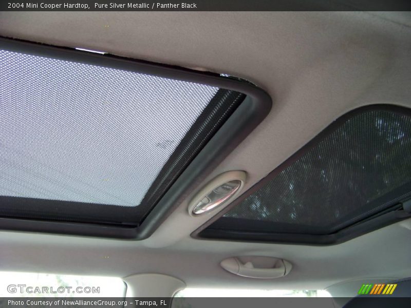 Pure Silver Metallic / Panther Black 2004 Mini Cooper Hardtop
