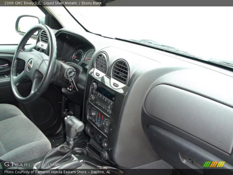 Liquid Silver Metallic / Ebony Black 2006 GMC Envoy SLE