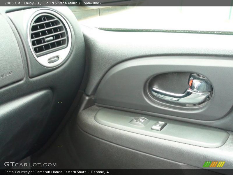 Liquid Silver Metallic / Ebony Black 2006 GMC Envoy SLE
