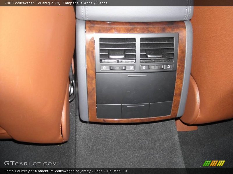 Campanella White / Sienna 2008 Volkswagen Touareg 2 V8