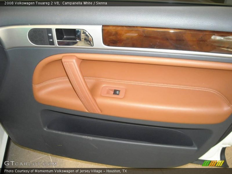 Campanella White / Sienna 2008 Volkswagen Touareg 2 V8