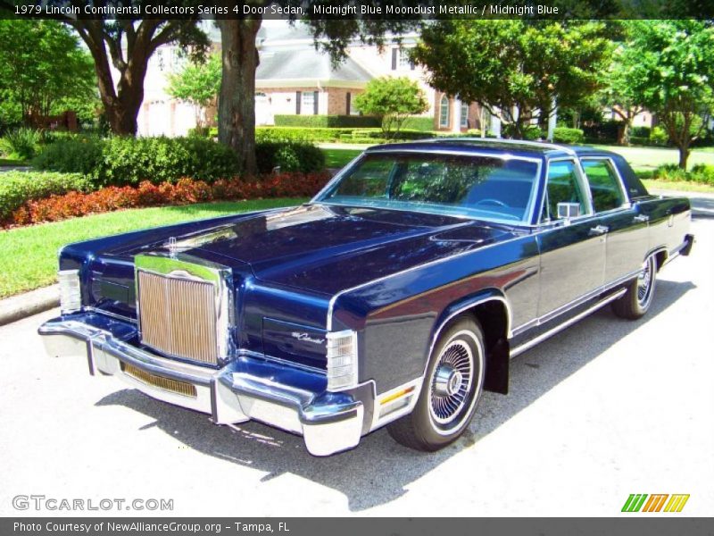 Front 3/4 View of 1979 Continental Collectors Series 4 Door Sedan