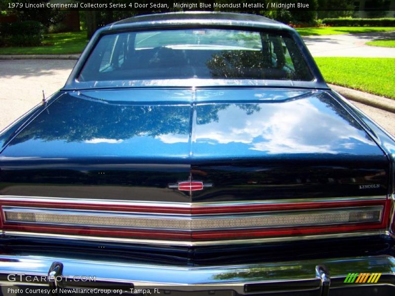 Midnight Blue Moondust Metallic / Midnight Blue 1979 Lincoln Continental Collectors Series 4 Door Sedan