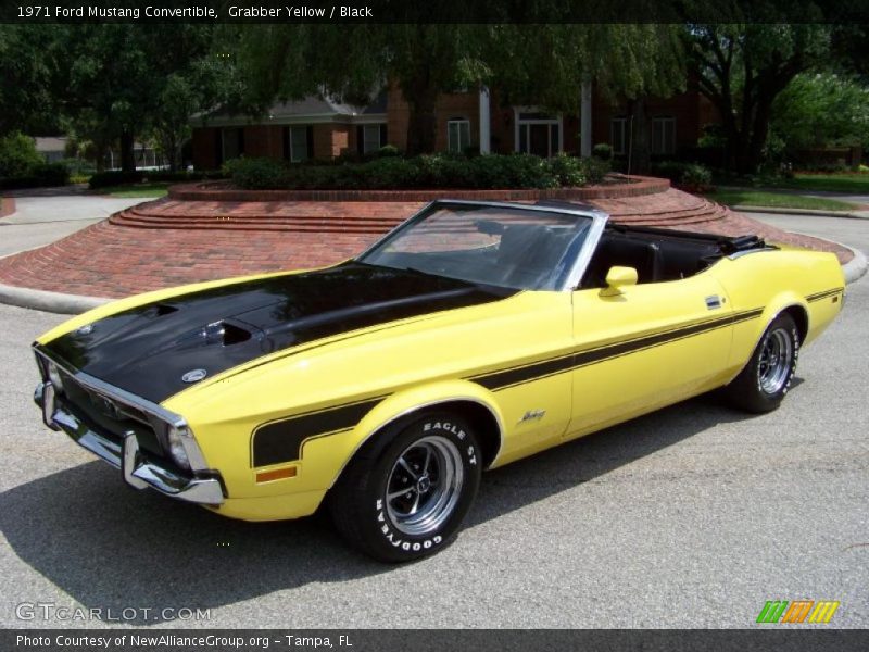 Grabber Yellow / Black 1971 Ford Mustang Convertible