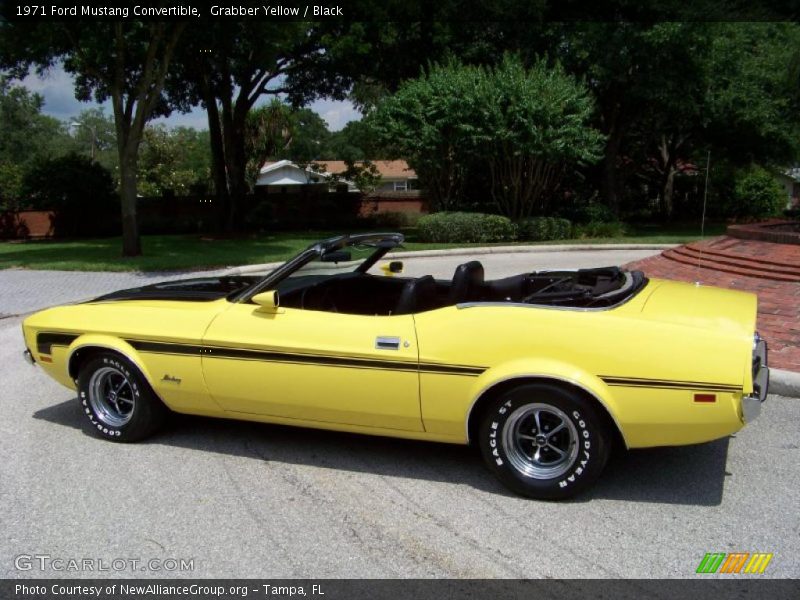 Grabber Yellow / Black 1971 Ford Mustang Convertible