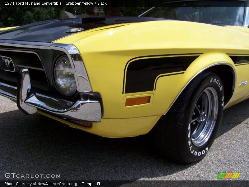 Grabber Yellow / Black 1971 Ford Mustang Convertible