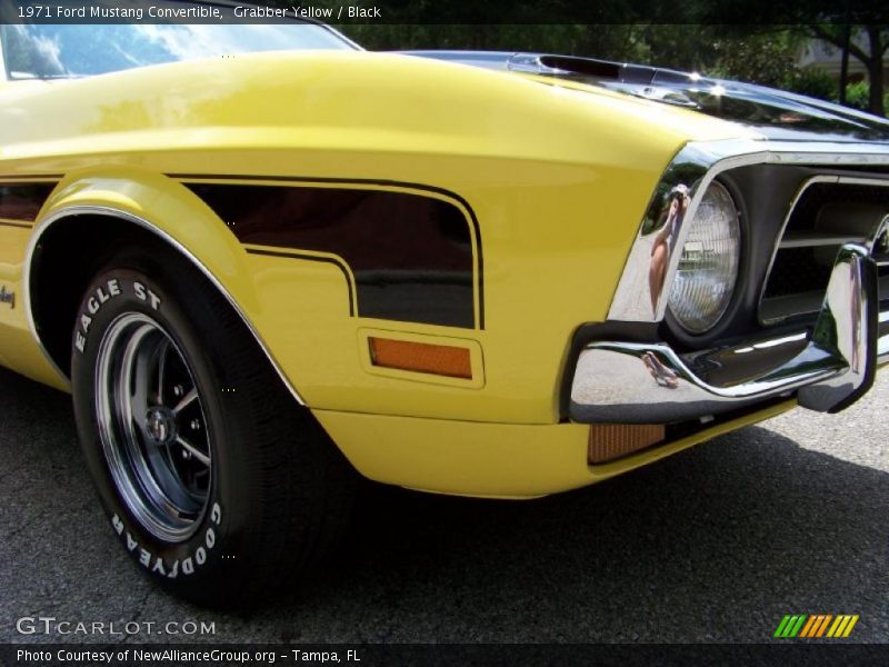 Grabber Yellow / Black 1971 Ford Mustang Convertible