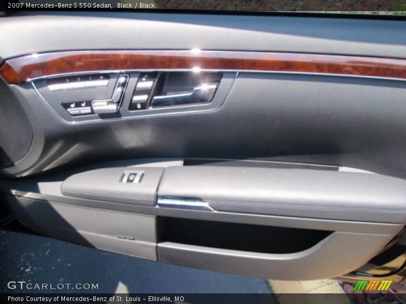 Black / Black 2007 Mercedes-Benz S 550 Sedan