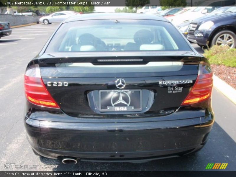 Black / Ash 2002 Mercedes-Benz C 230 Kompressor Coupe