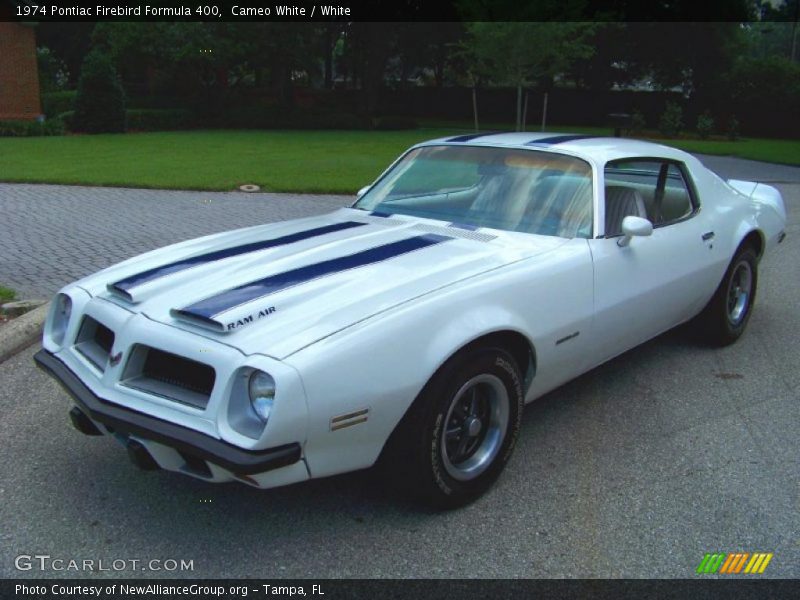 Cameo White / White 1974 Pontiac Firebird Formula 400