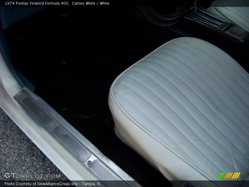 Cameo White / White 1974 Pontiac Firebird Formula 400