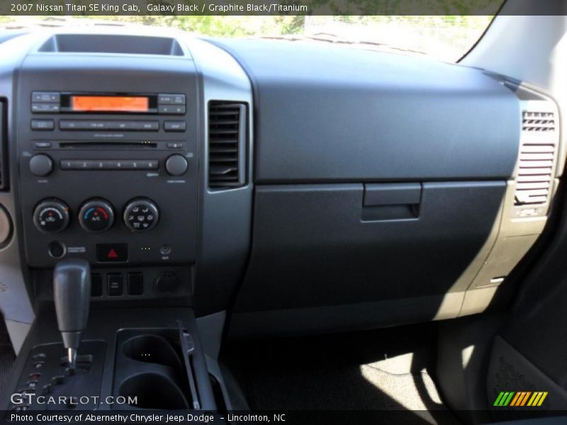 Galaxy Black / Graphite Black/Titanium 2007 Nissan Titan SE King Cab