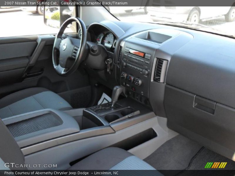 Galaxy Black / Graphite Black/Titanium 2007 Nissan Titan SE King Cab