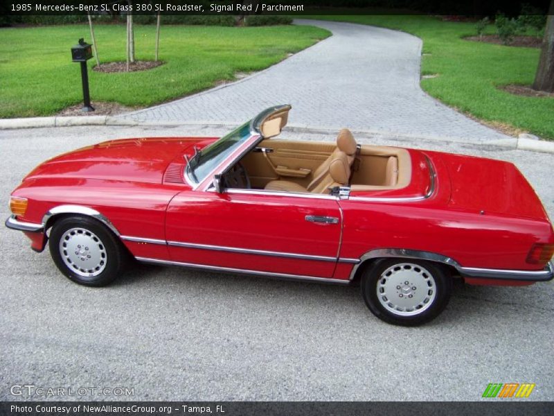 Signal Red / Parchment 1985 Mercedes-Benz SL Class 380 SL Roadster