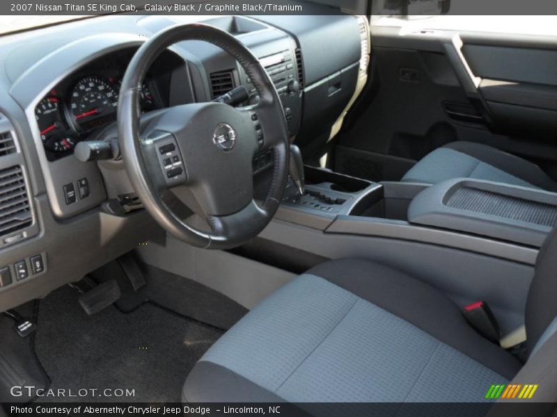 Galaxy Black / Graphite Black/Titanium 2007 Nissan Titan SE King Cab