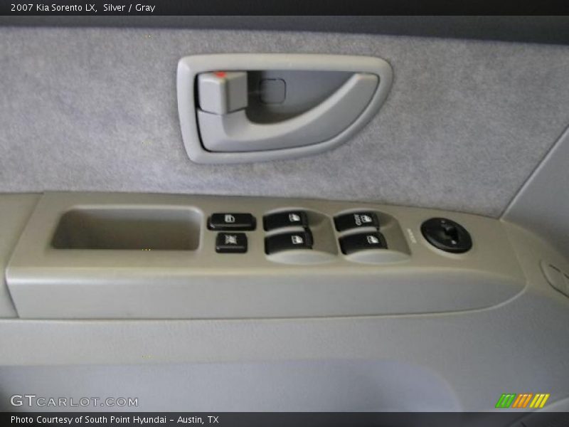 Silver / Gray 2007 Kia Sorento LX