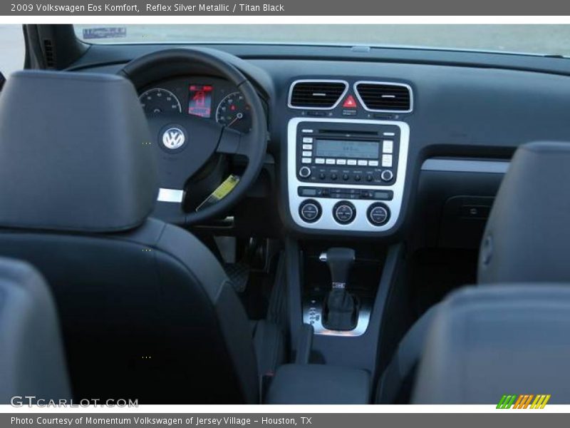 Reflex Silver Metallic / Titan Black 2009 Volkswagen Eos Komfort