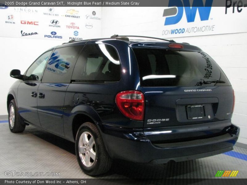 Midnight Blue Pearl / Medium Slate Gray 2005 Dodge Grand Caravan SXT