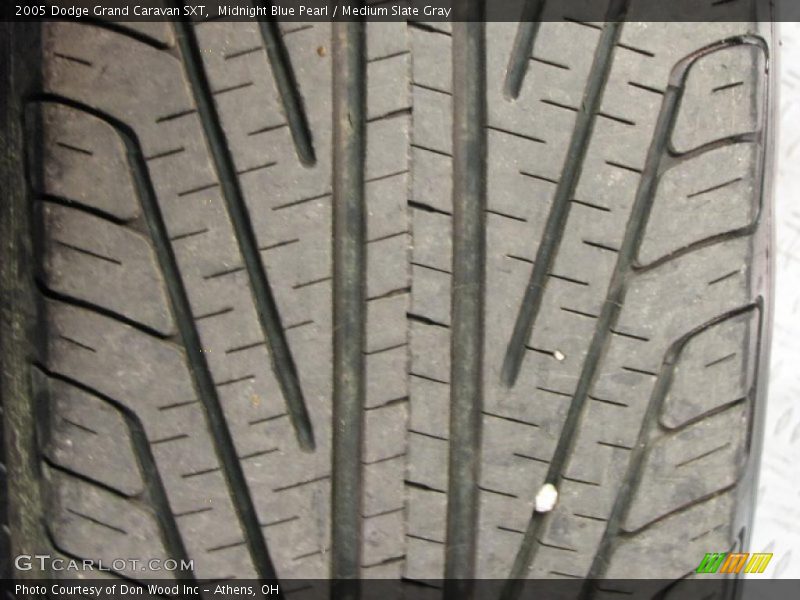 Midnight Blue Pearl / Medium Slate Gray 2005 Dodge Grand Caravan SXT