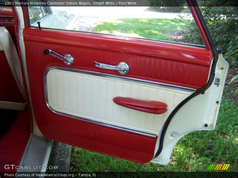 Knight White / Red/White 1961 Mercury Monterey Commuter Station Wagon