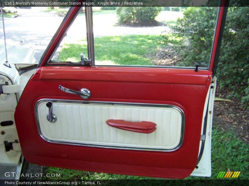 Knight White / Red/White 1961 Mercury Monterey Commuter Station Wagon