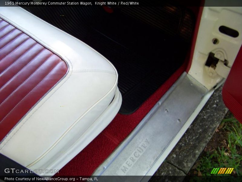 Knight White / Red/White 1961 Mercury Monterey Commuter Station Wagon