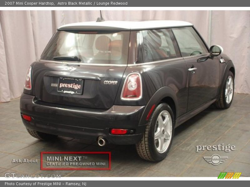 Astro Black Metallic / Lounge Redwood 2007 Mini Cooper Hardtop