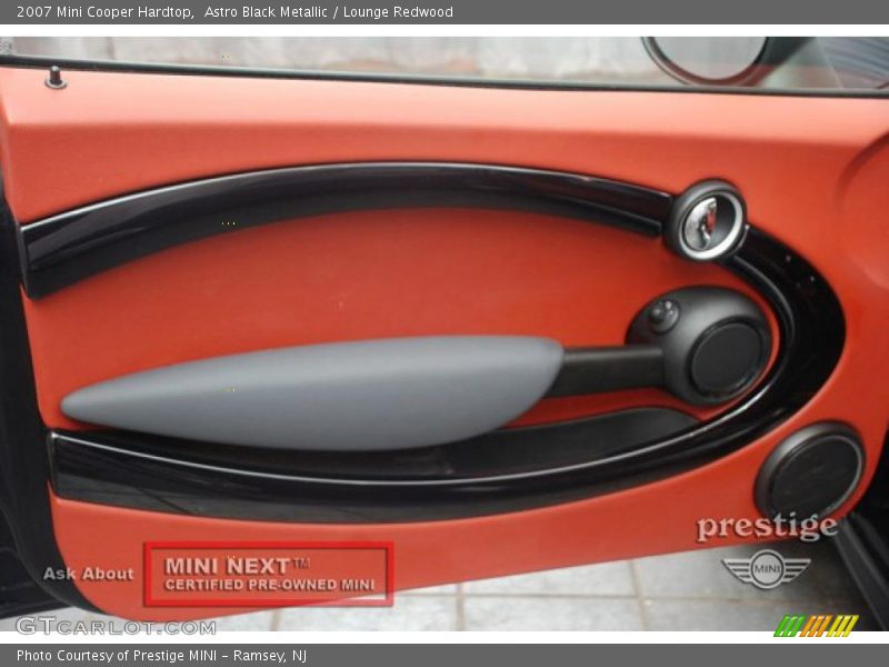 Astro Black Metallic / Lounge Redwood 2007 Mini Cooper Hardtop