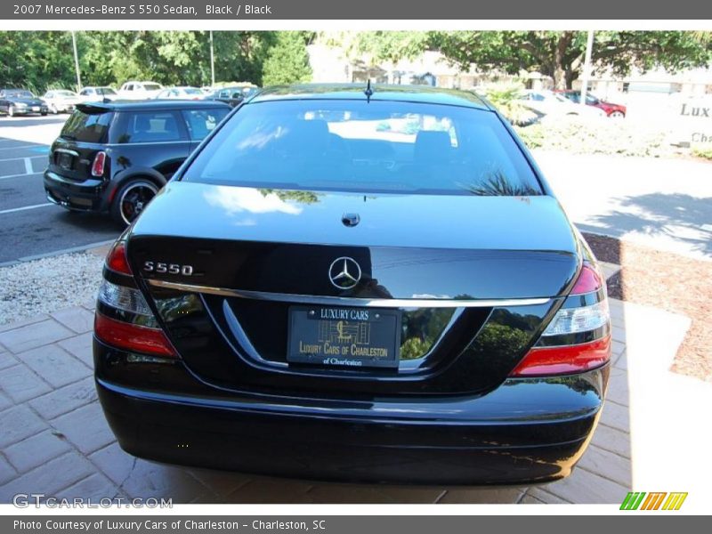 Black / Black 2007 Mercedes-Benz S 550 Sedan