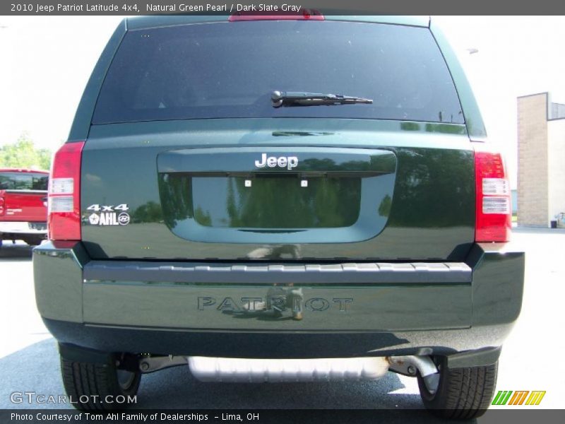 Natural Green Pearl / Dark Slate Gray 2010 Jeep Patriot Latitude 4x4