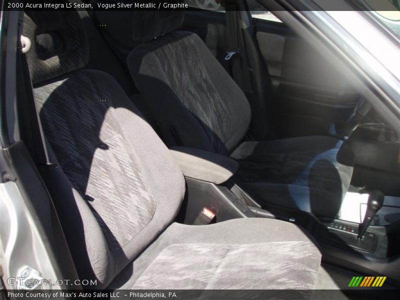 Vogue Silver Metallic / Graphite 2000 Acura Integra LS Sedan
