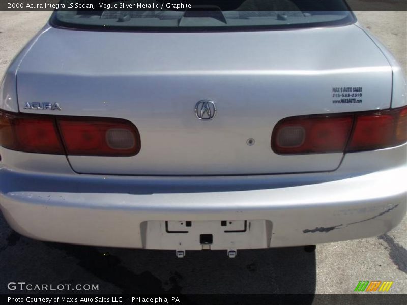 Vogue Silver Metallic / Graphite 2000 Acura Integra LS Sedan