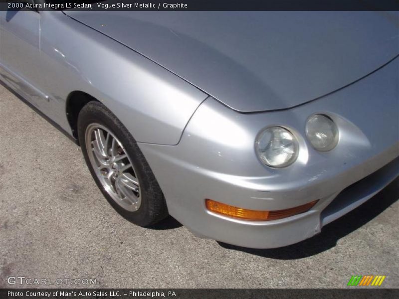 Vogue Silver Metallic / Graphite 2000 Acura Integra LS Sedan