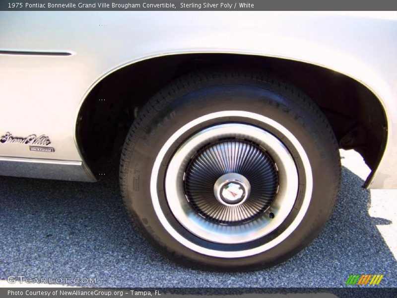 Sterling Silver Poly / White 1975 Pontiac Bonneville Grand Ville Brougham Convertible