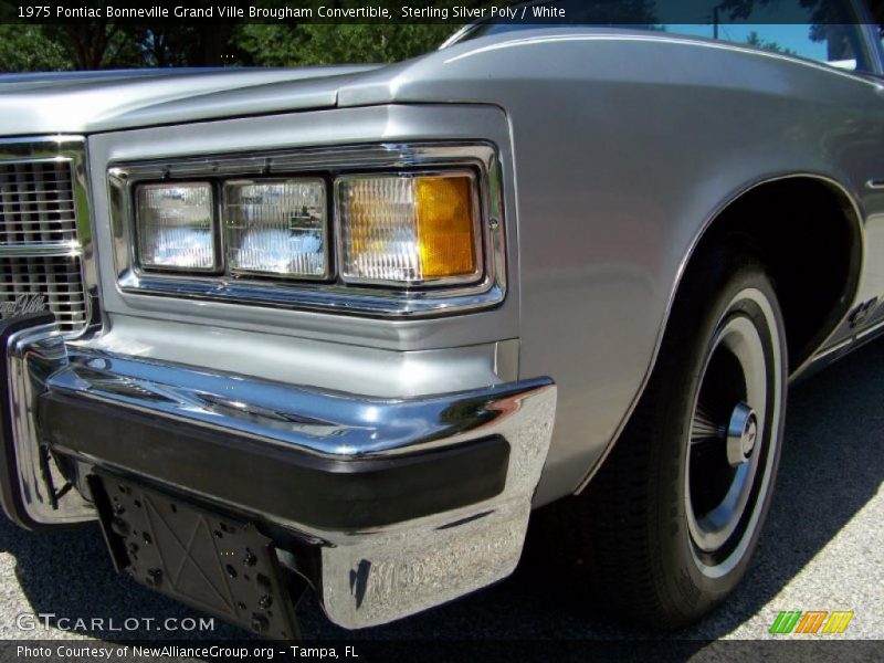 Sterling Silver Poly / White 1975 Pontiac Bonneville Grand Ville Brougham Convertible