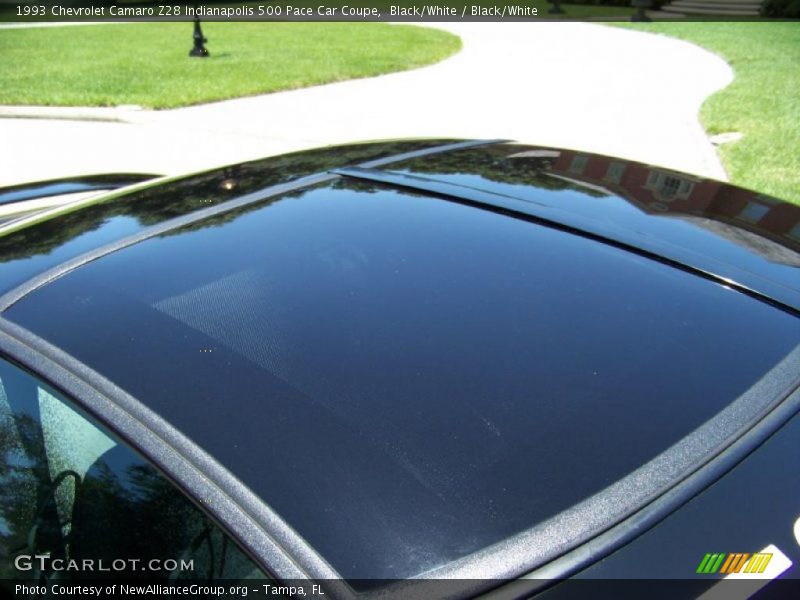 Black/White / Black/White 1993 Chevrolet Camaro Z28 Indianapolis 500 Pace Car Coupe
