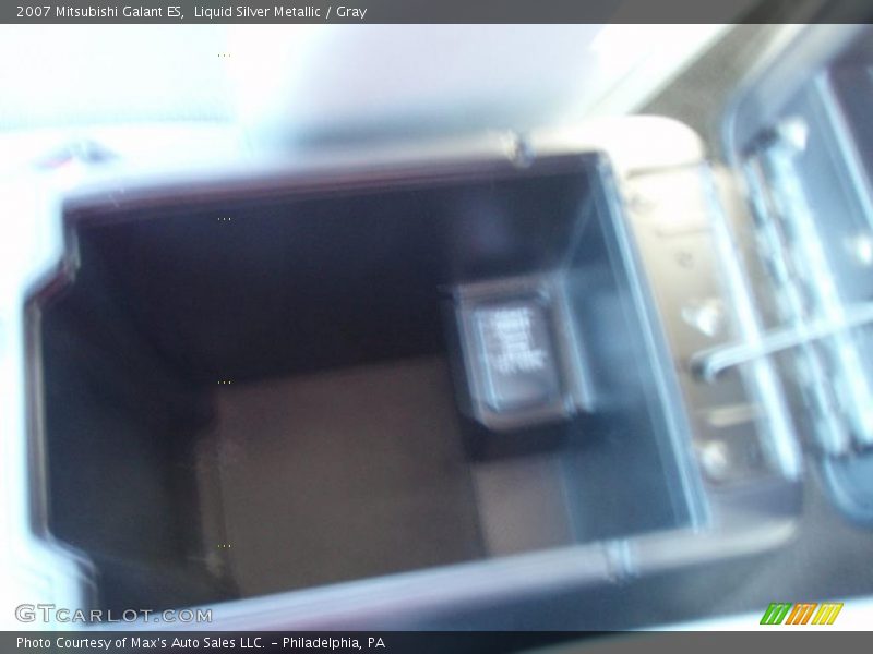 Liquid Silver Metallic / Gray 2007 Mitsubishi Galant ES