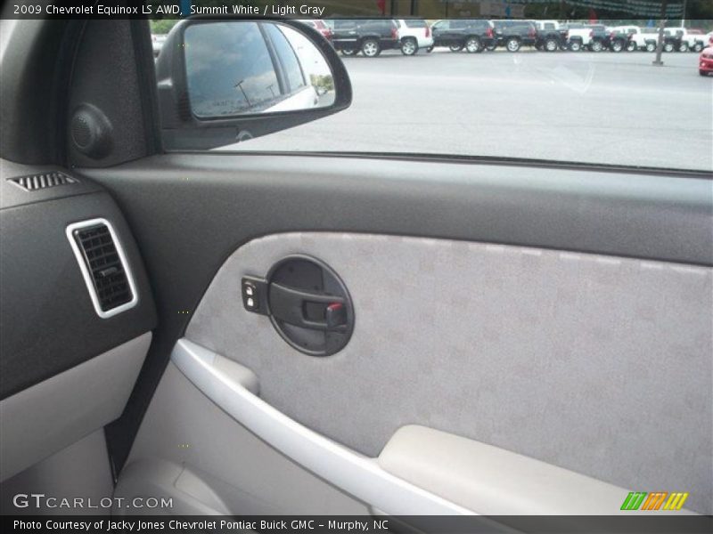 Summit White / Light Gray 2009 Chevrolet Equinox LS AWD