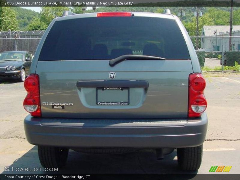 Mineral Gray Metallic / Medium Slate Gray 2005 Dodge Durango ST 4x4