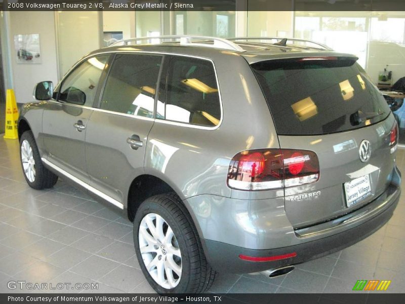 Alaska Grey Metallic / Sienna 2008 Volkswagen Touareg 2 V8